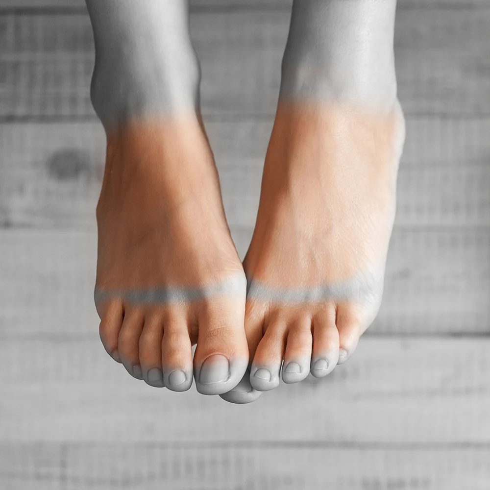 Feet – Summer Sale